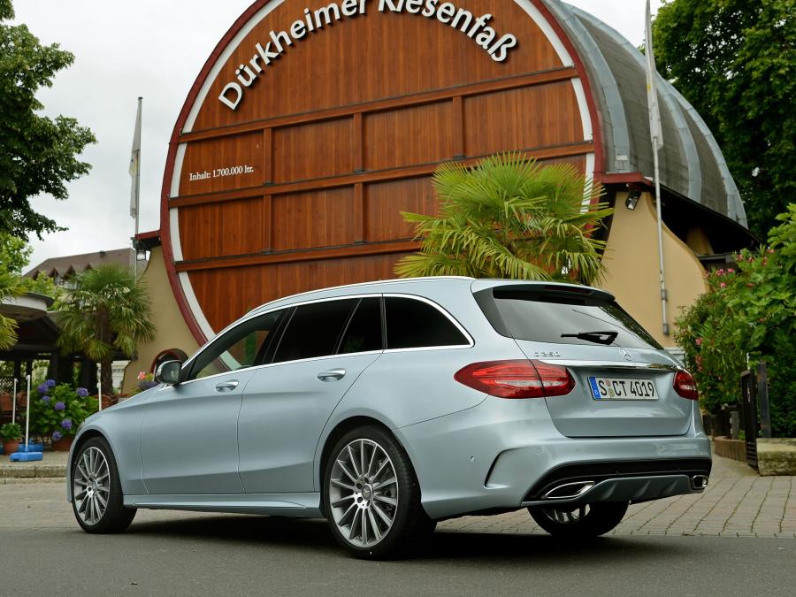  Mercedes-Benz C250 AMG Line Estate 2014 года  (фото 32 из 35)